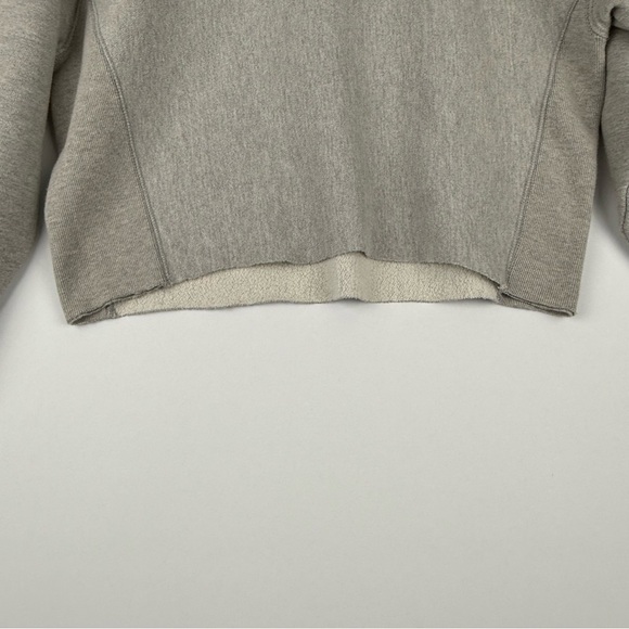 Champion Reverse Weave Cropped Crewneck Sweatshirt – Size Medium - Picture 5 of 9